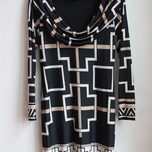 Analili Black and Cream Geometric Long Sleeve Dress